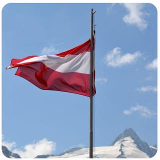 Österreich Flagge. Link zu unserem Onlineschaufenster Literatur aus Österreich.